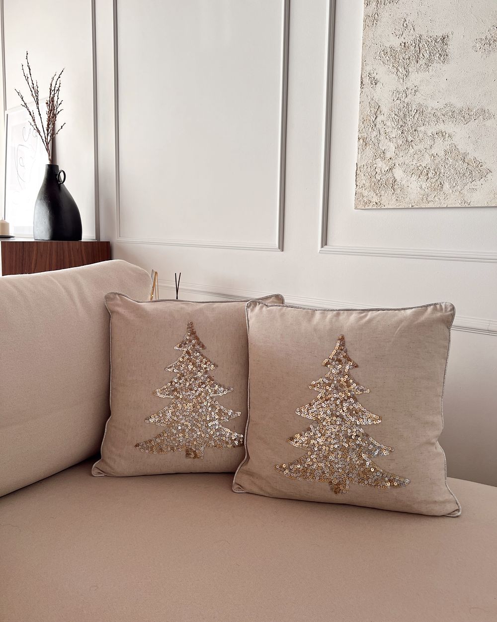 Dekokissen 2er Set CLEYERA Baumwolle 45 x 45 cm Beige Weihnachtsmotiv – Bild 3